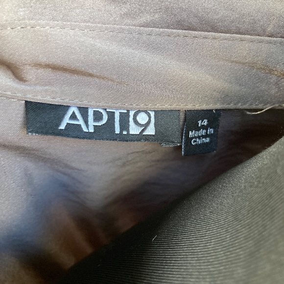 Neutral Satin Finish Romper by Apt 9. - Picture 6 of 7